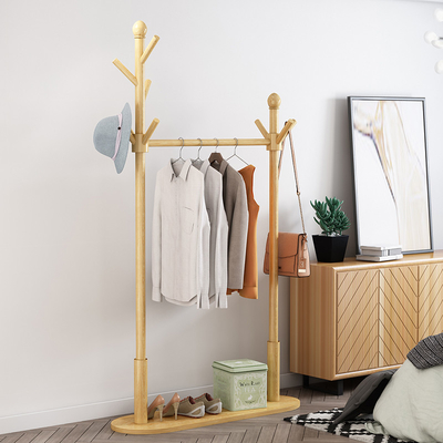 Kundenspezifischer Kiefernholz-Kleidungs-Garderobenständer-Aufhänger-Stand mit Schuhregal
