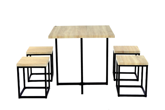 Hölzerner und rechteckiger Stahlspeisetisch und Stuhl stellten Möbel des Sitzer-4 ein