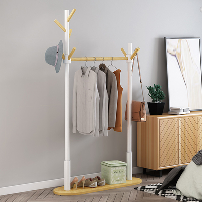 Schlafzimmer-Bambusrahmen-Garderobenständer-Aufhänger-Stand mit Wäschekorb