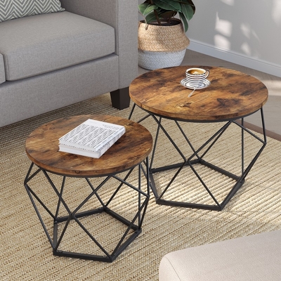 Großes antikes genistetes Walnuss-Holz und Metallcouchtisch