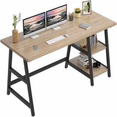 Hölzerner Metallbüro-Computertisch mit Regale ODM