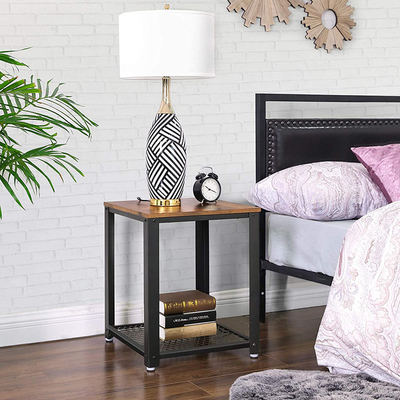 Kleines Brown industrielles Holz und Metall Nightstand Art Soems